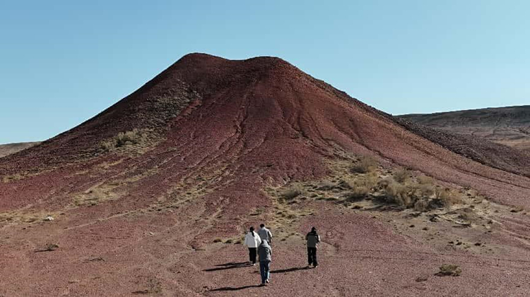 青春鑄劍山河間——年輕地質工作者奮戰(zhàn)甘新兩地地災評估一線